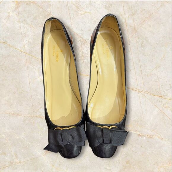 Kate Spade Dale Black Patent Leather Pumps in Original Box / SZ: 8B - Picture 6 of 8